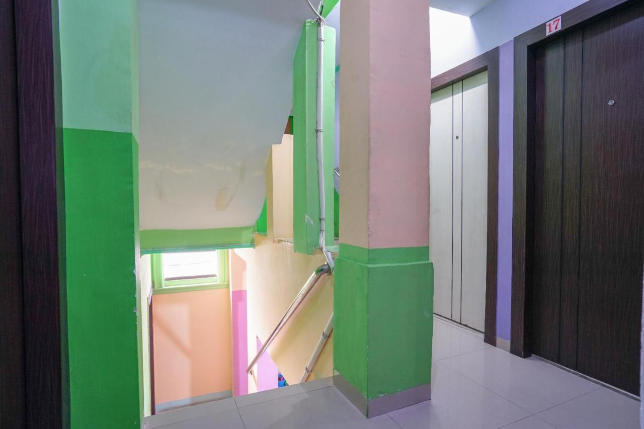 Oyo 1495 Hotel Lendosis Palembang Eksteriør bilde